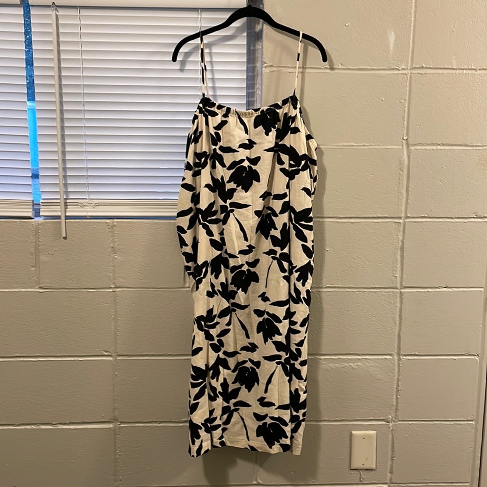 Plus XXL black and tan floral spaghetti strap dress